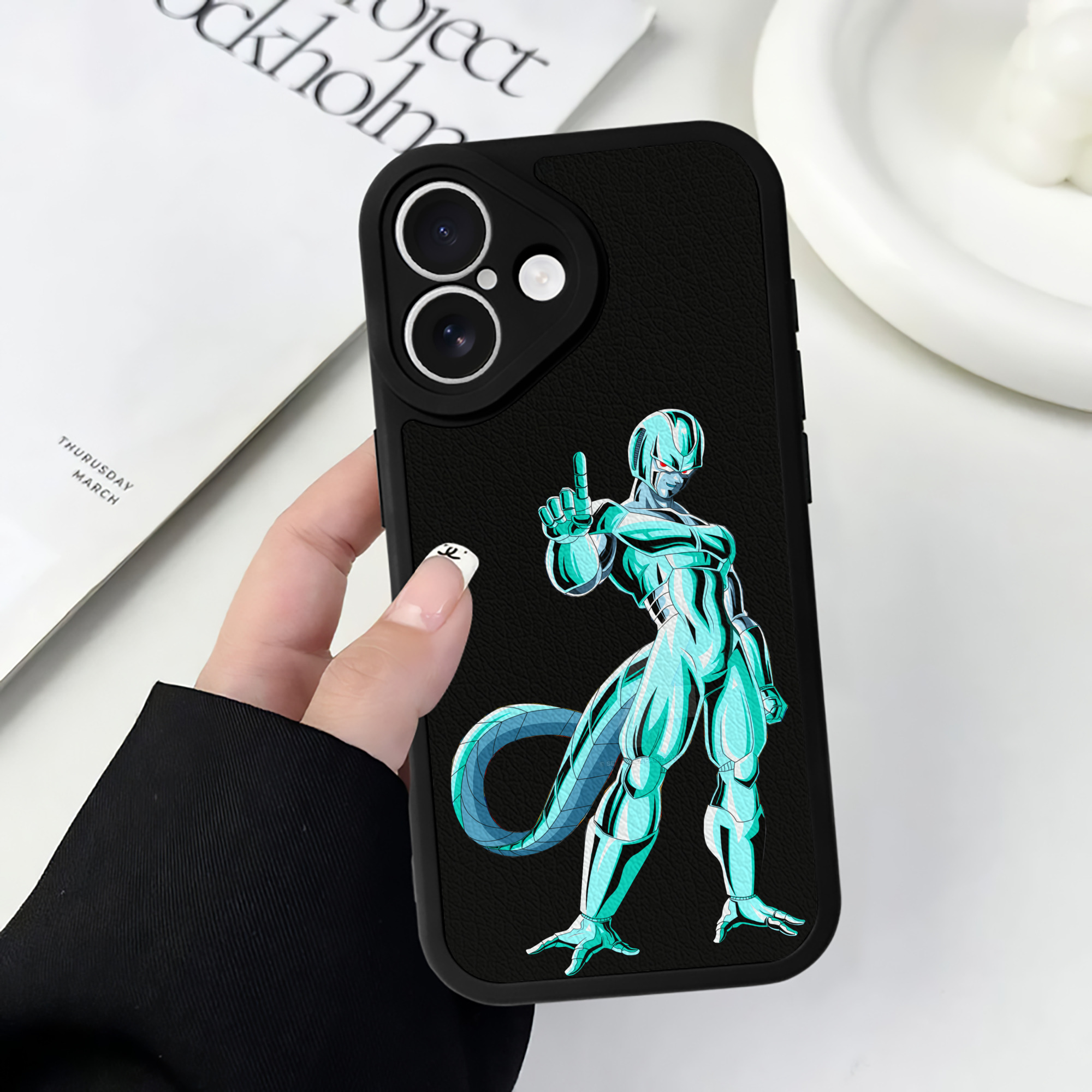 （画像用） ドラゴンボール クウラ DRAGON BALL Cooler Coora 【iPhone 16シリーズ対応】シリコンスマホケース（レザー調） 材質：シリコン
